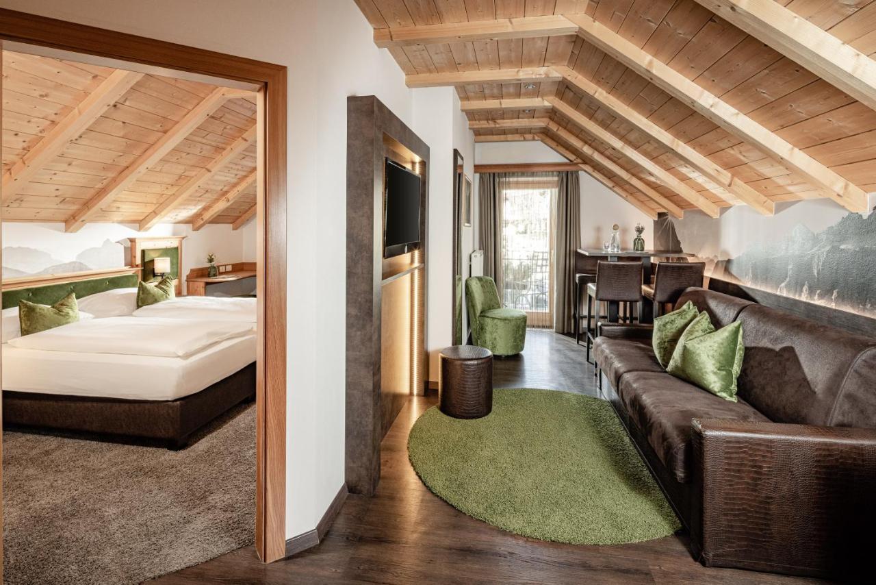 Boutique & Fashion Hotel Maciaconi - Gardenahotels Santa Cristina Val Gardena Dış mekan fotoğraf