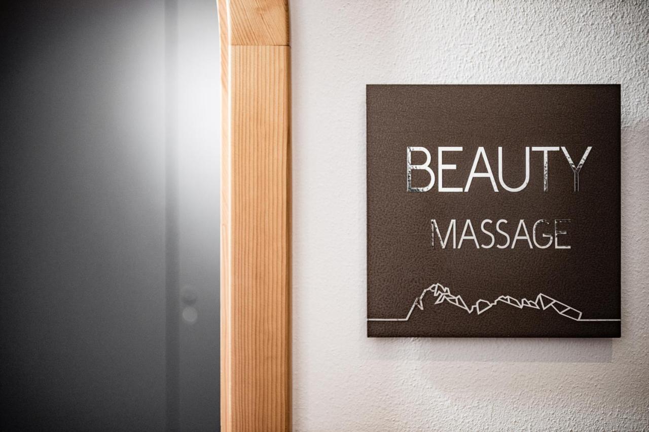 Boutique & Fashion Hotel Maciaconi - Gardenahotels Santa Cristina Val Gardena Dış mekan fotoğraf